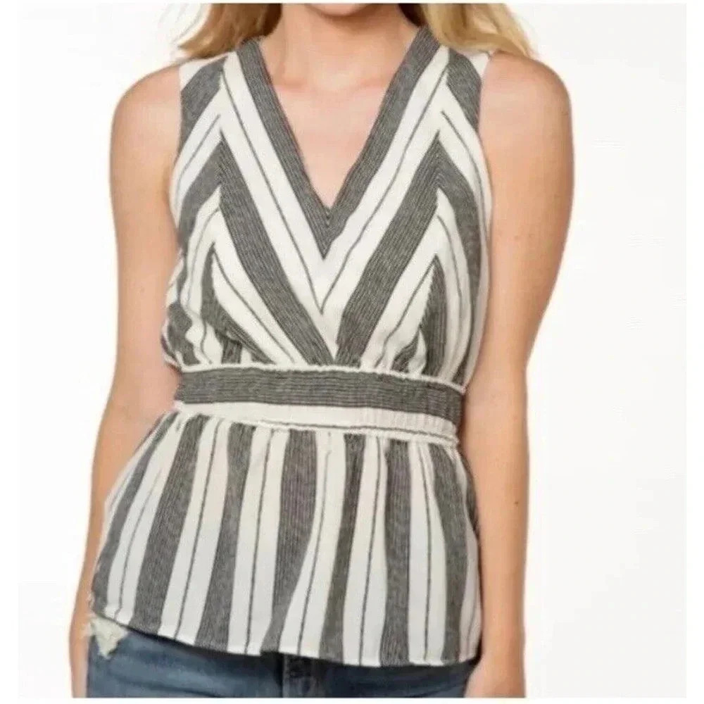 Monteau Peplum Sleeveless Top Size Medium White‎ And Blue